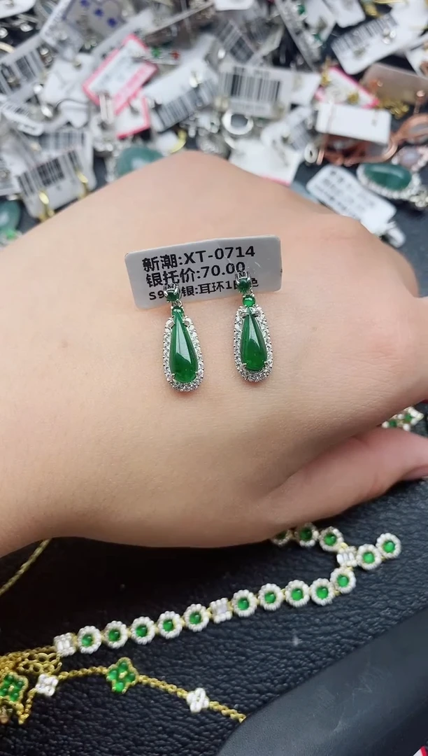 银S925镶嵌戒指翡翠1