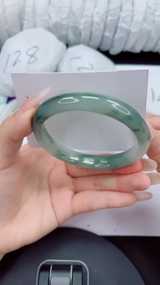 石英质玉手镯未镶嵌77-60/61