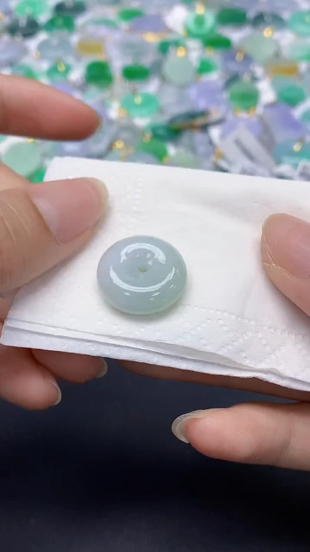 翡翠未镶嵌颈饰天然缅甸a货翡翠