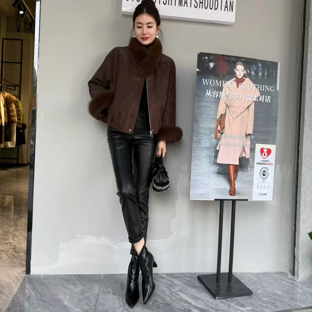 【俊英】绒羽绒内胆百搭外套年轻款2025冬季新款狐狸毛白鸭绒优雅