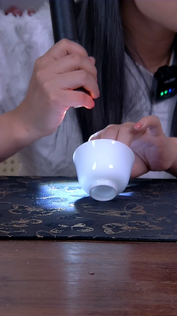 瓷片3725517828950982813