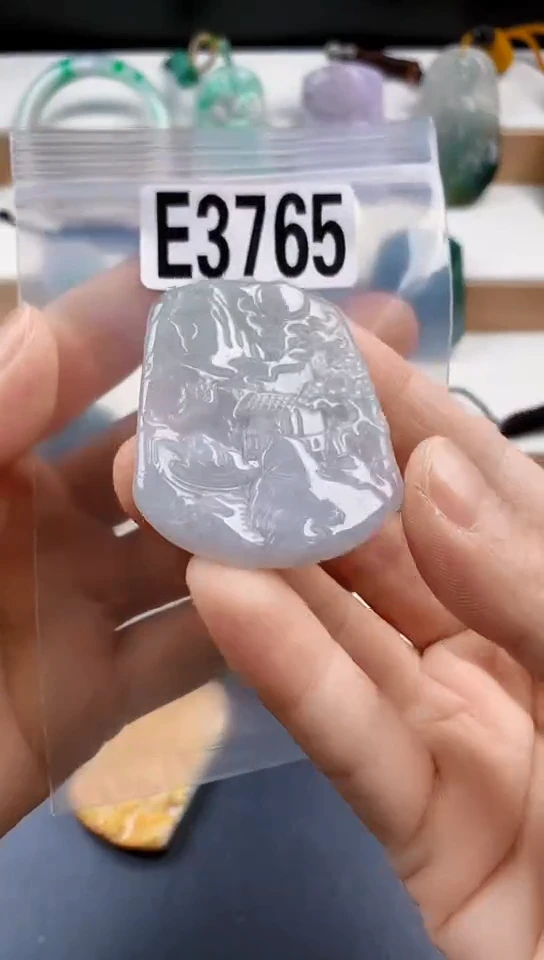 颈饰未镶嵌翡翠天然翡翠吊坠挂件