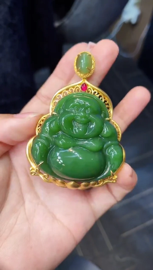和田玉18K金镶嵌吊坠(赠链)50MM 多样性发一