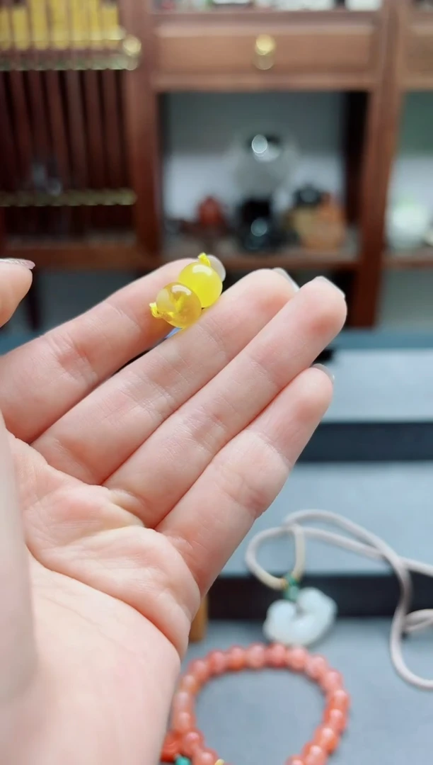 未镶嵌蜜蜡裸石蜜蜡配珠GW