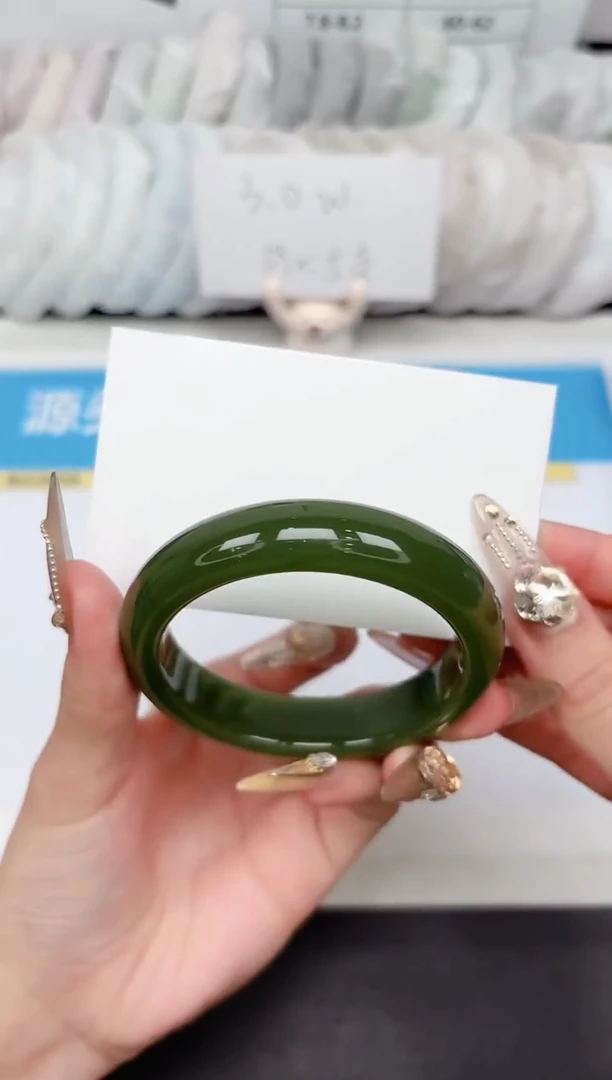 石英质玉手镯未镶嵌382-56.1