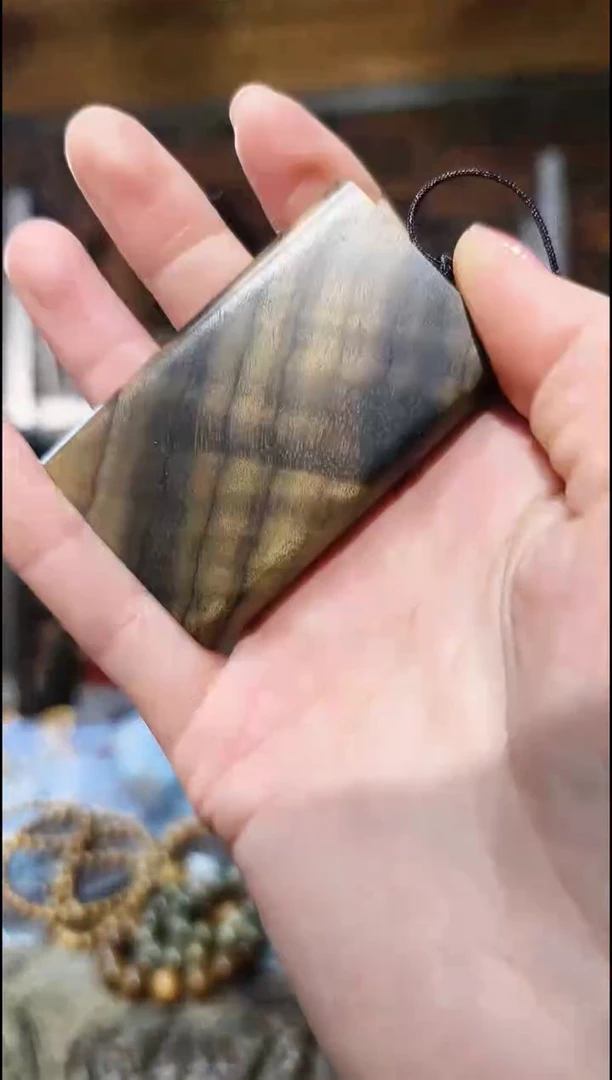 金丝楠无事牌脖挂