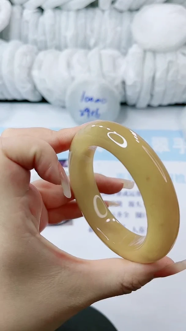 【闪购商品】石英质玉手镯未镶嵌多样性发货A204