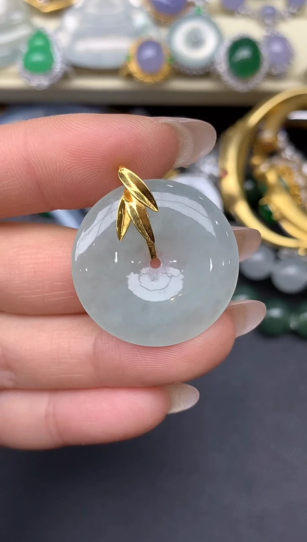 翡翠18K金镶嵌颈饰309*-雪姐翡翠天天见