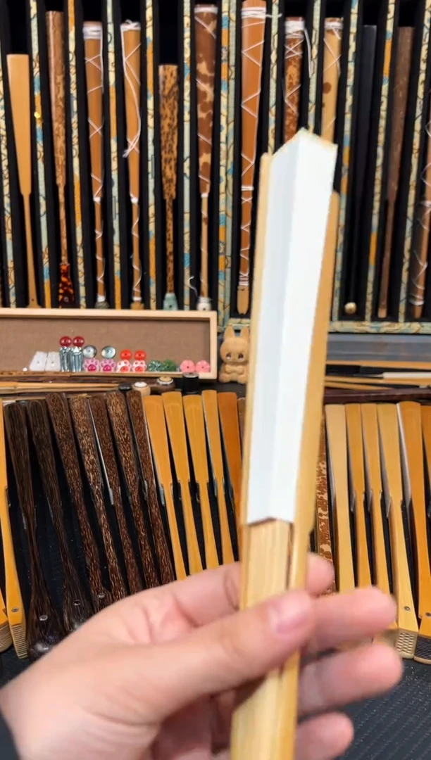 扇子E****n折扇折扇折扇