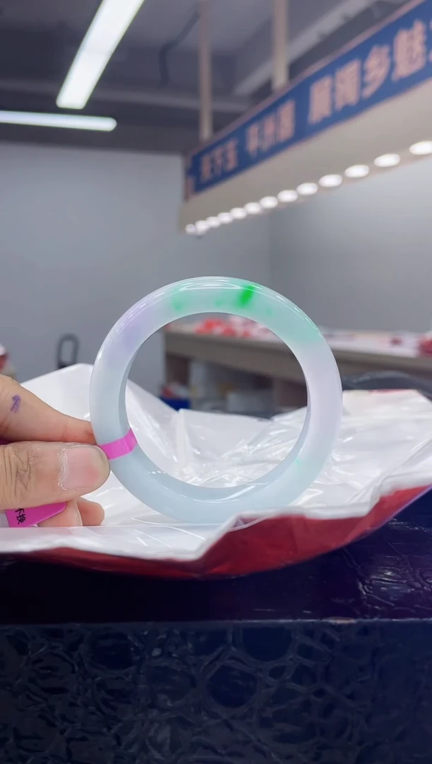 未镶嵌手镯翡翠  8