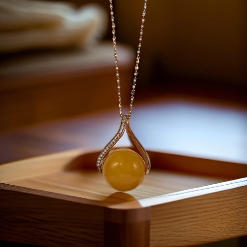 俄罗斯蜜蜡圆珠吊坠百搭