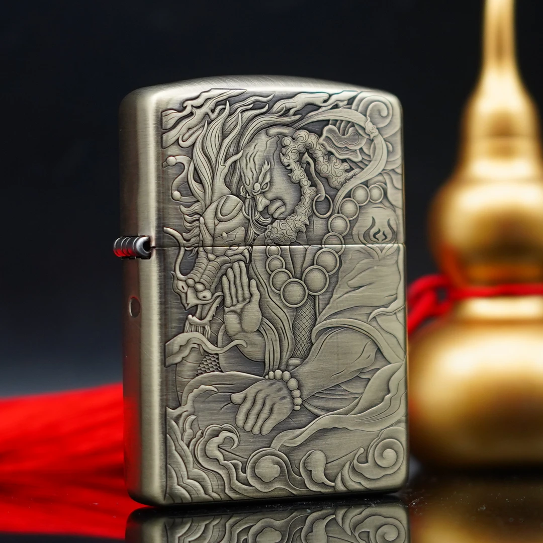 ZIPPO/之宝打火机 降龙伏虎盔甲黄铜雕刻DYJ1