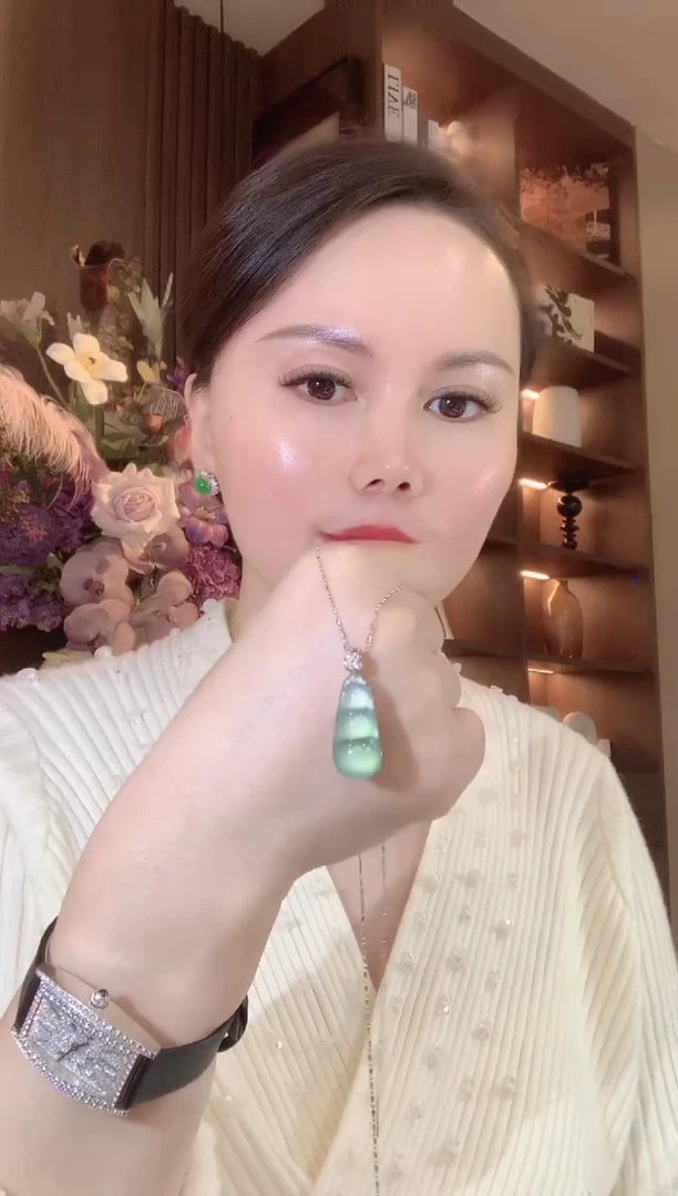 吊坠(不含链)18K金镶嵌翡翠C105