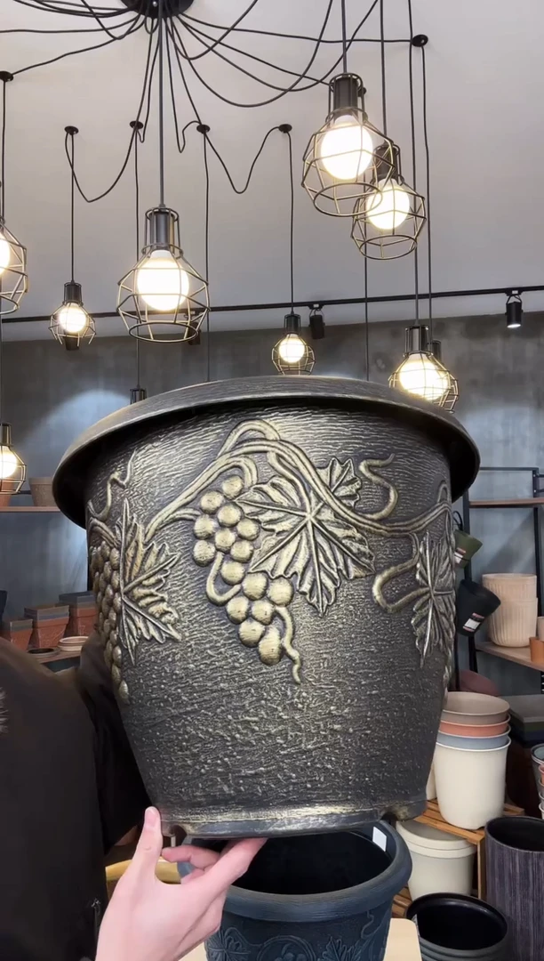 【闪购商品】塑料小葡萄盆金色2只装