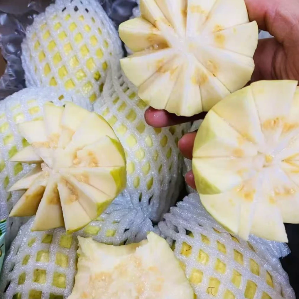 冰淇淋奶油芭乐，口感丝滑，软糯香甜，原盒发货顺丰包邮