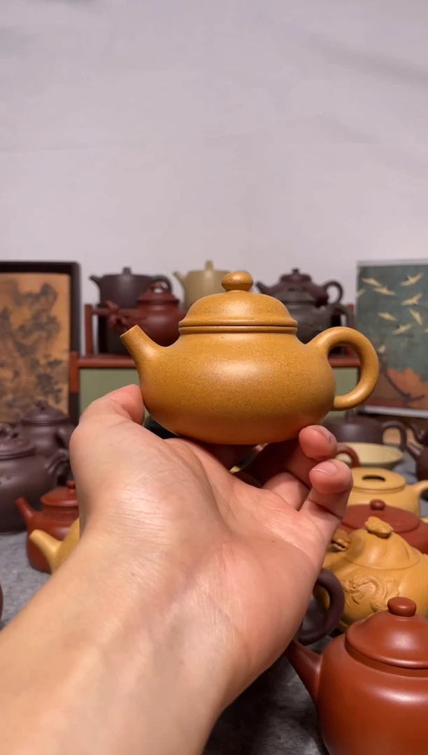 茶壶紫砂金黄段半手工容天160cc
