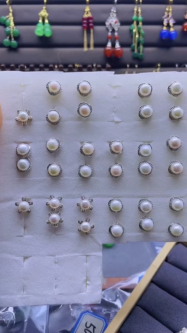 【闪购商品】淡水珍珠耳钉银S925镶嵌耳钉