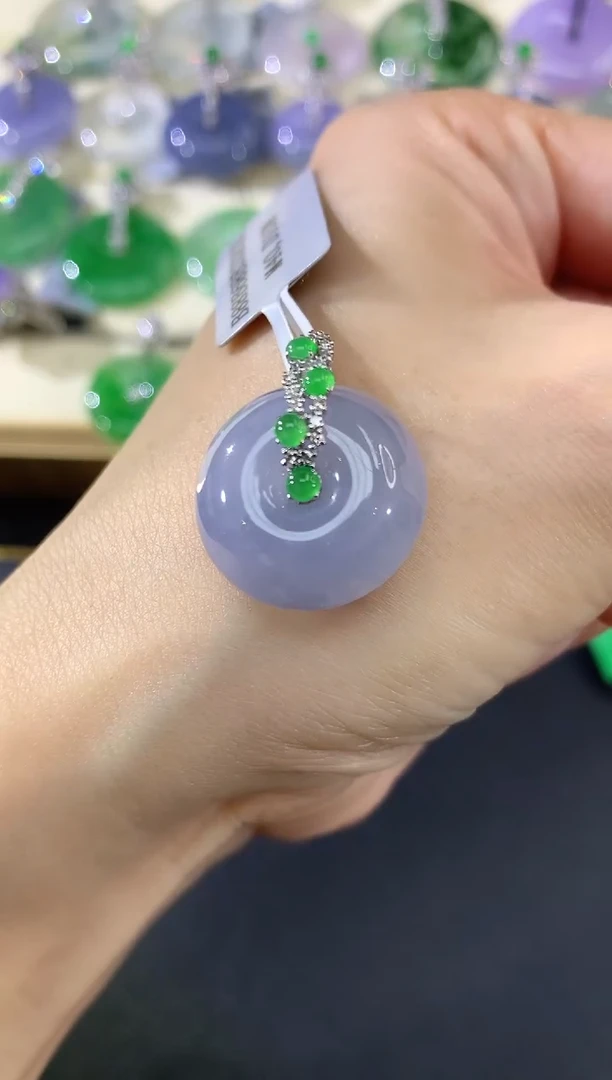 吊坠(不含链)18K金镶嵌翡翠91|