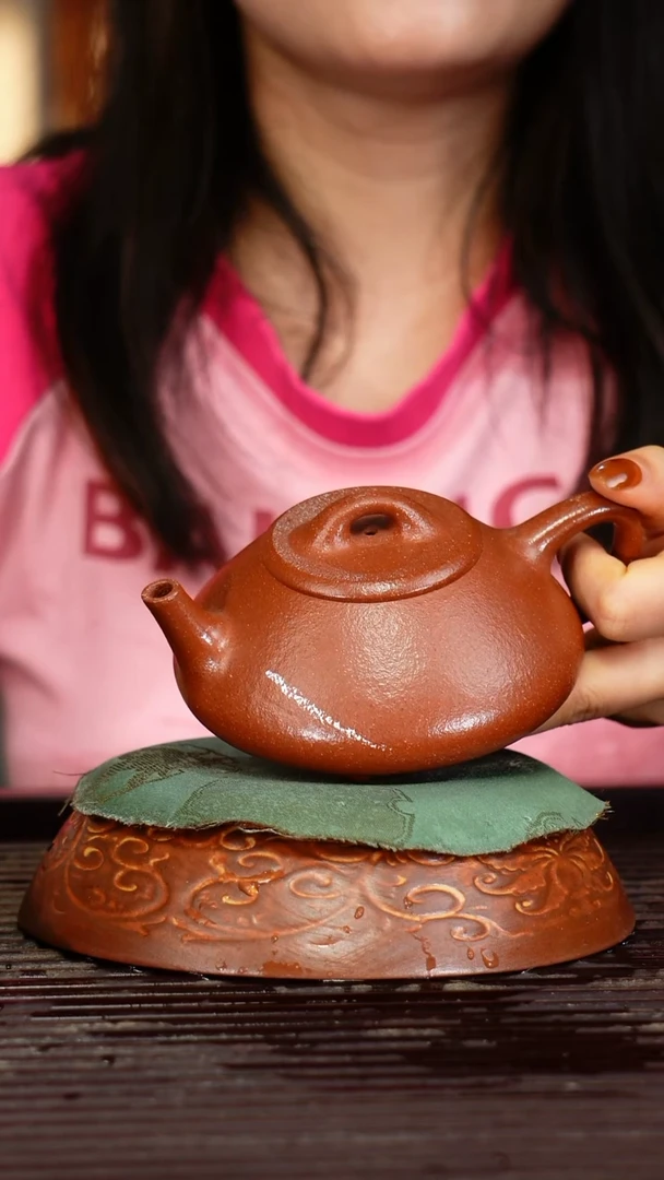 宜兴原矿紫砂壶茶壶宜兴原矿紫砂壶茶壶180C