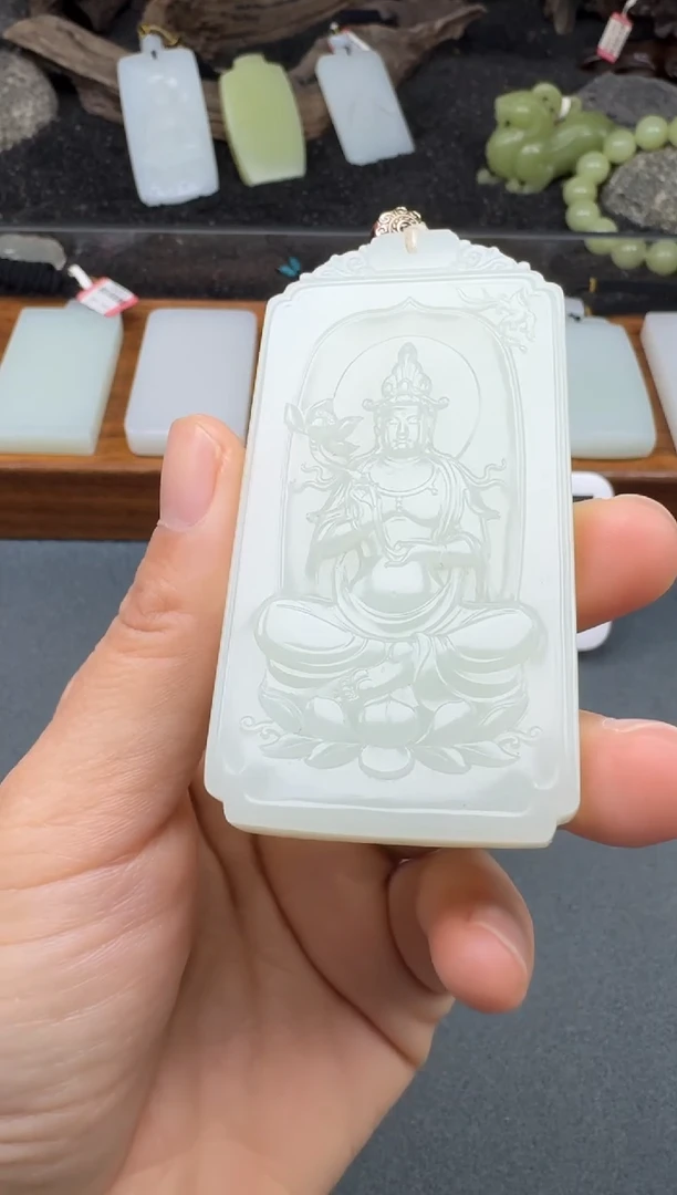 颈饰未镶嵌和田玉2