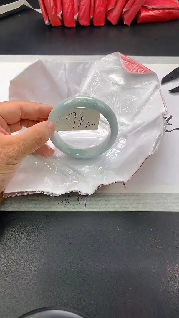 翡翠手镯未镶嵌204