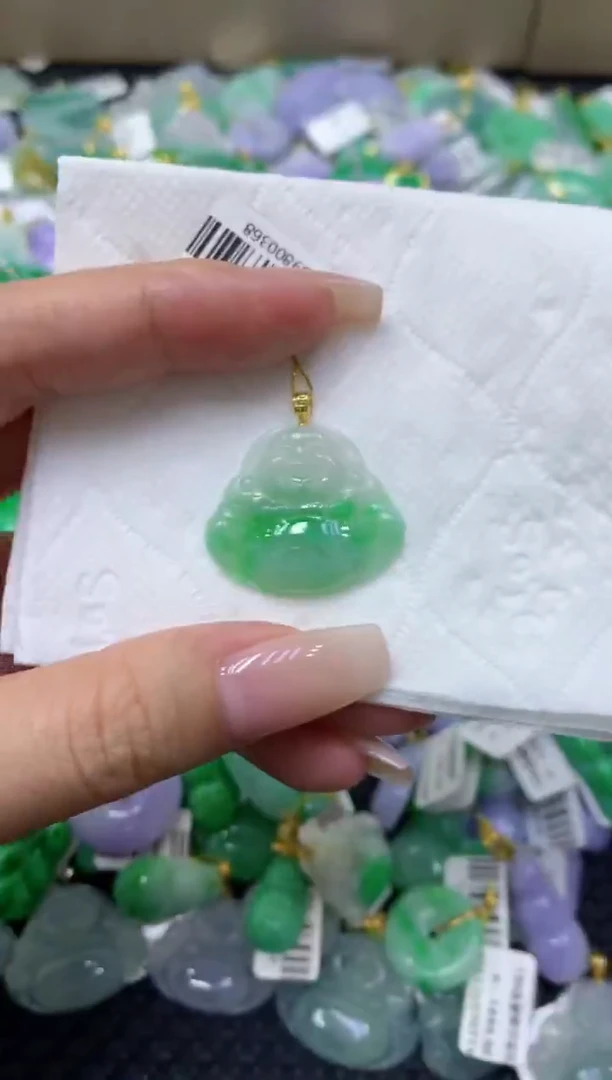 颈饰18K金镶嵌翡翠天然缅甸翡翠A货