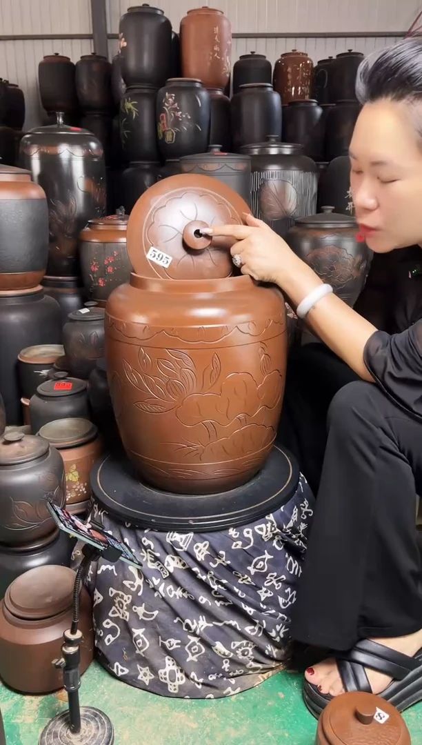 罐瑕疵 水缸 20升 荷花古铜色  595