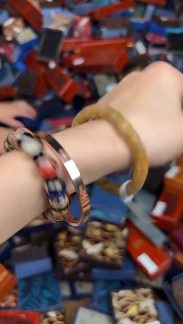 尚品精品手串《无礼盒》