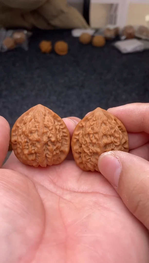 把件文玩核桃B150号37尺金牛