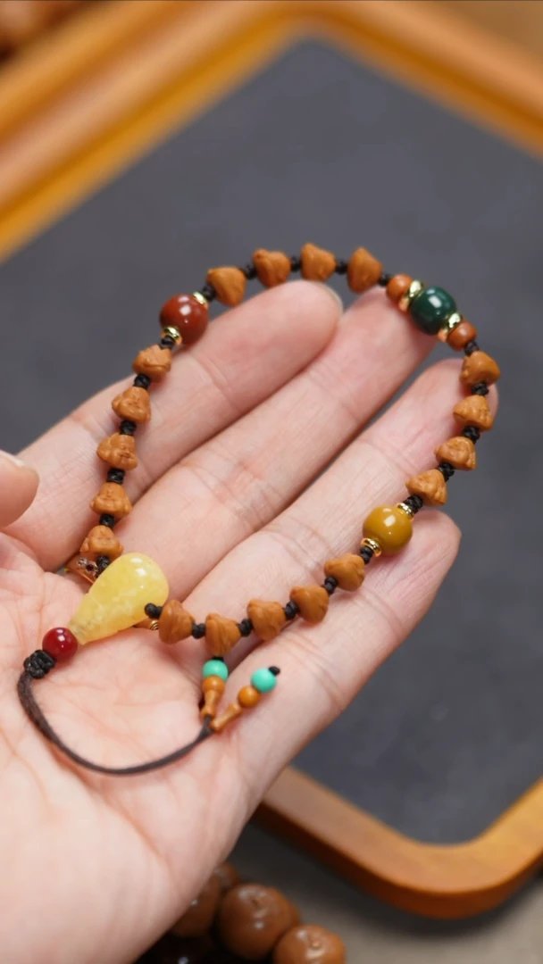 猴头核桃吊坠天***发7核尖财神