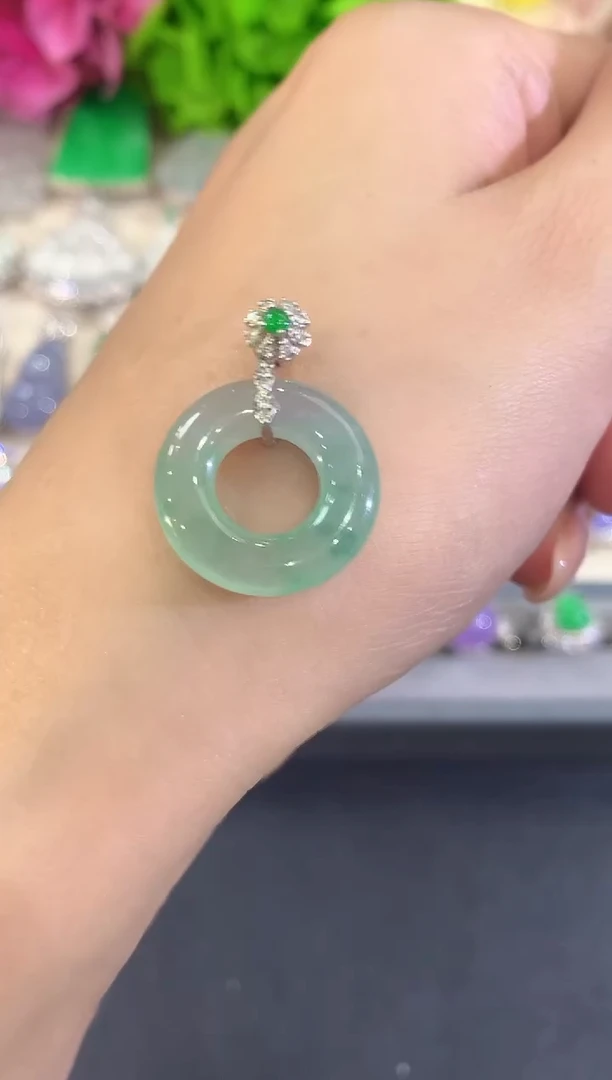 吊坠(不含链)18K金镶嵌翡翠a12