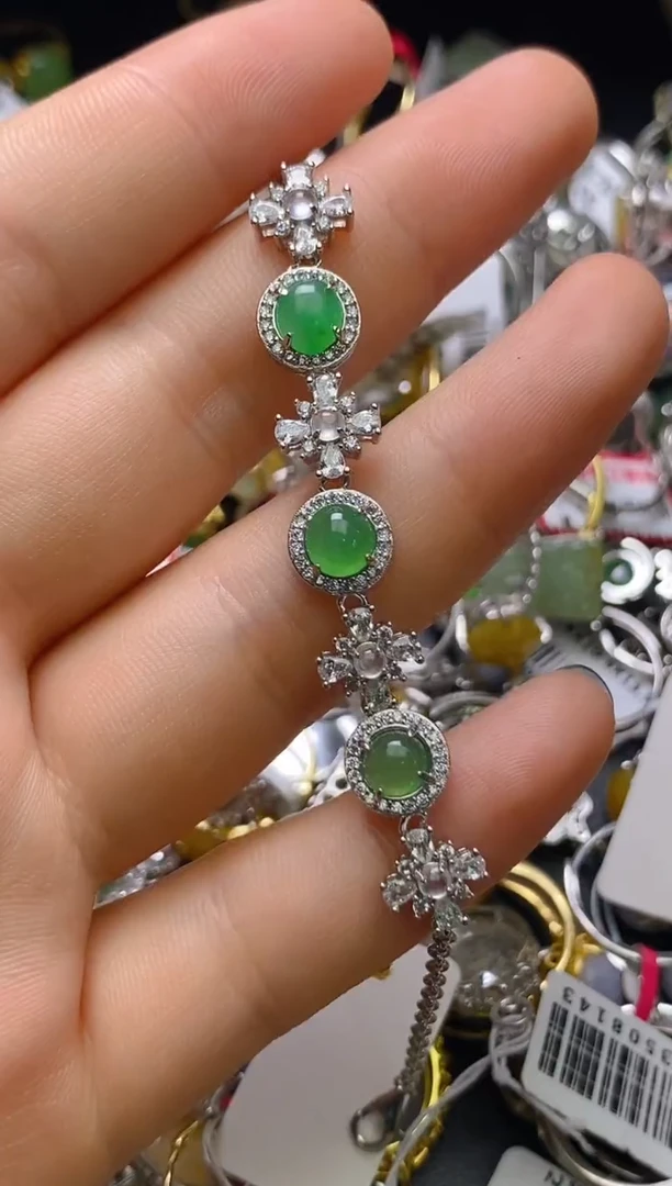 银S925镶嵌戒指翡翠百内无证书