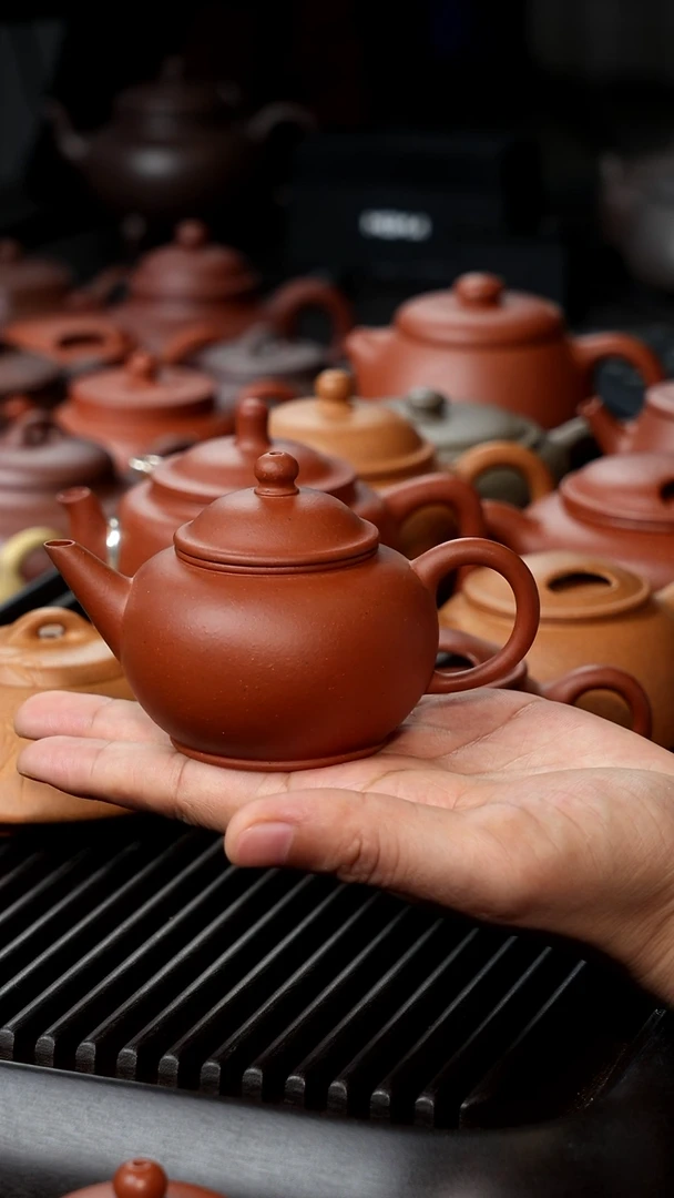 茶壶紫砂红泥水平微瑕半手100