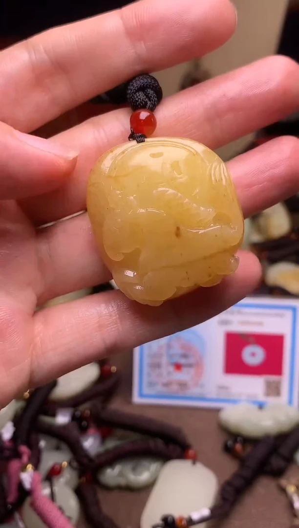 颈饰未镶嵌和田玉新疆料青海料清水和田玉吊坠