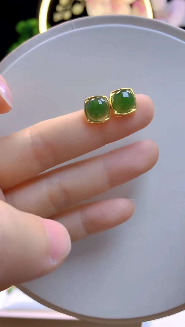 和田玉银S925镶嵌耳钉碧玉四方耳钉