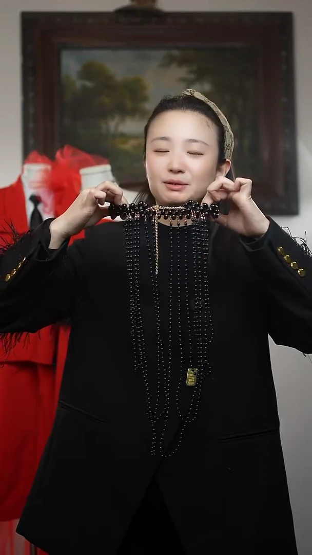 黑色肩链艺桐轩儿童朝服