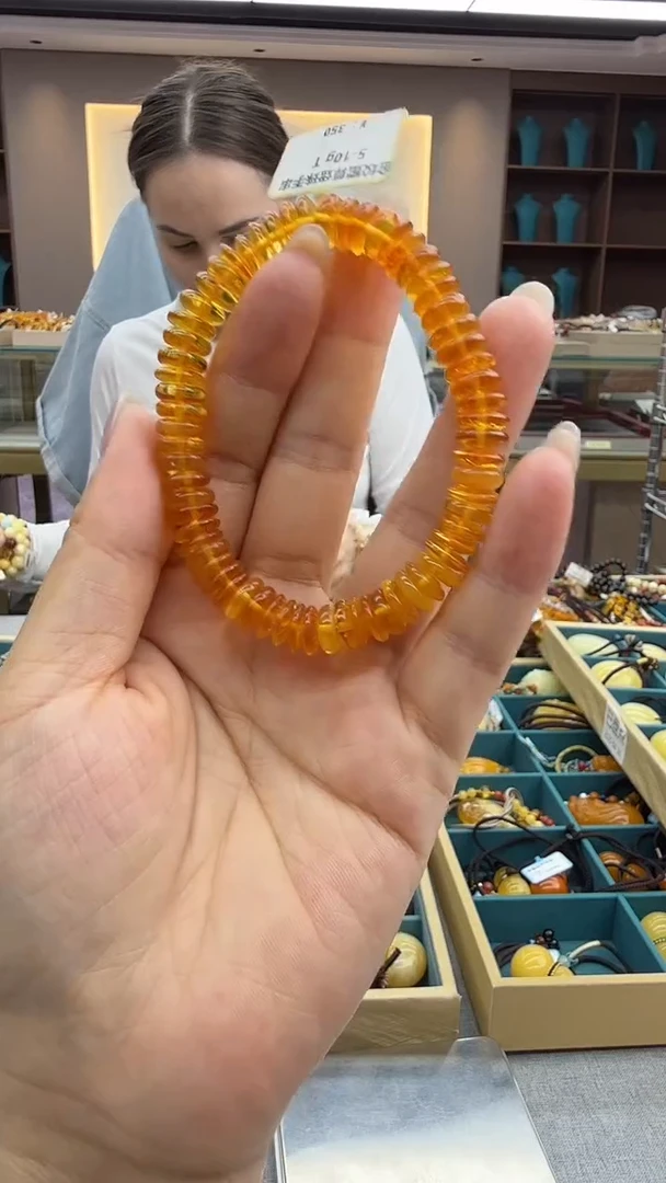 手链琥珀未镶嵌33秒拍号 假一罚三