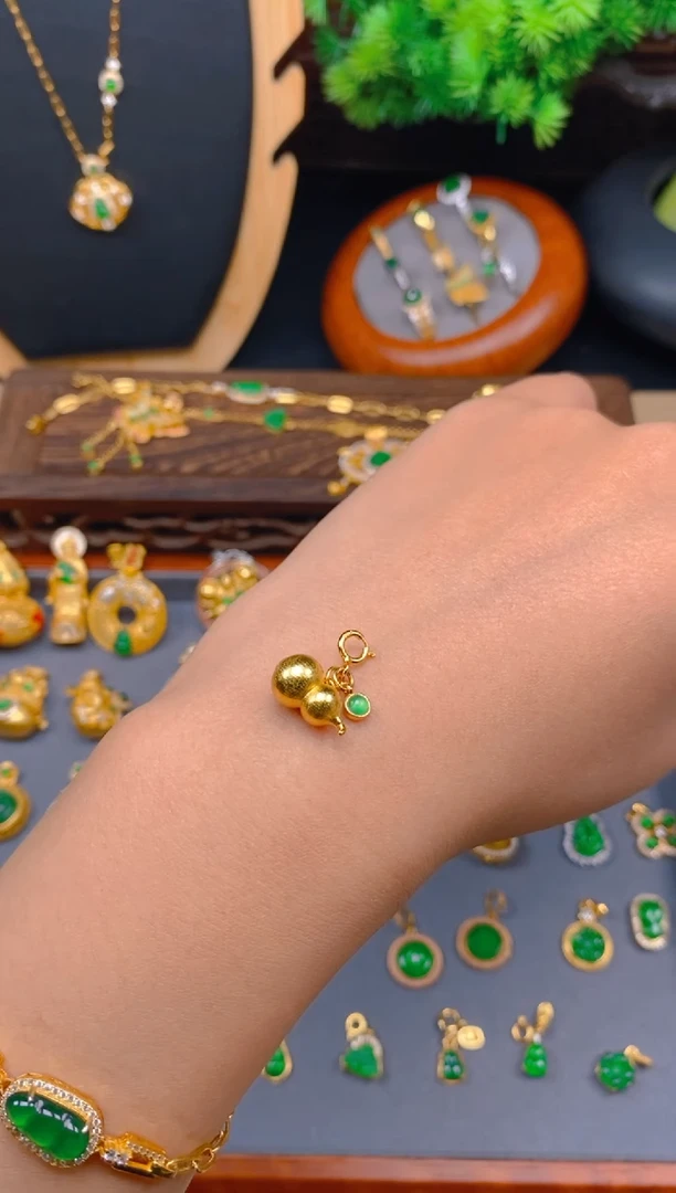 翡翠银S925镶嵌吊坠(不含链)金色葫芦