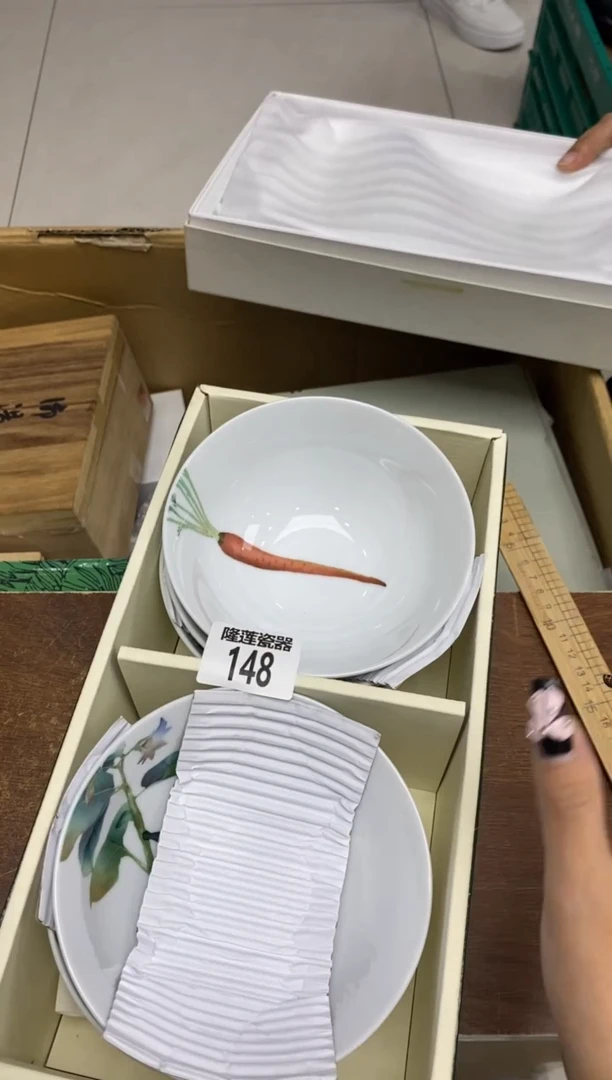 瓷片白*隆莲瓷器欢迎大家
