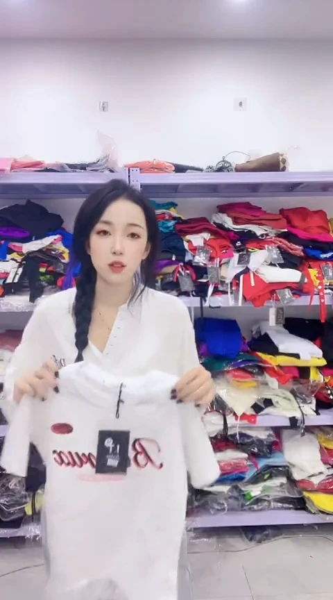 羊羔毛闪购精品福利女装153 M