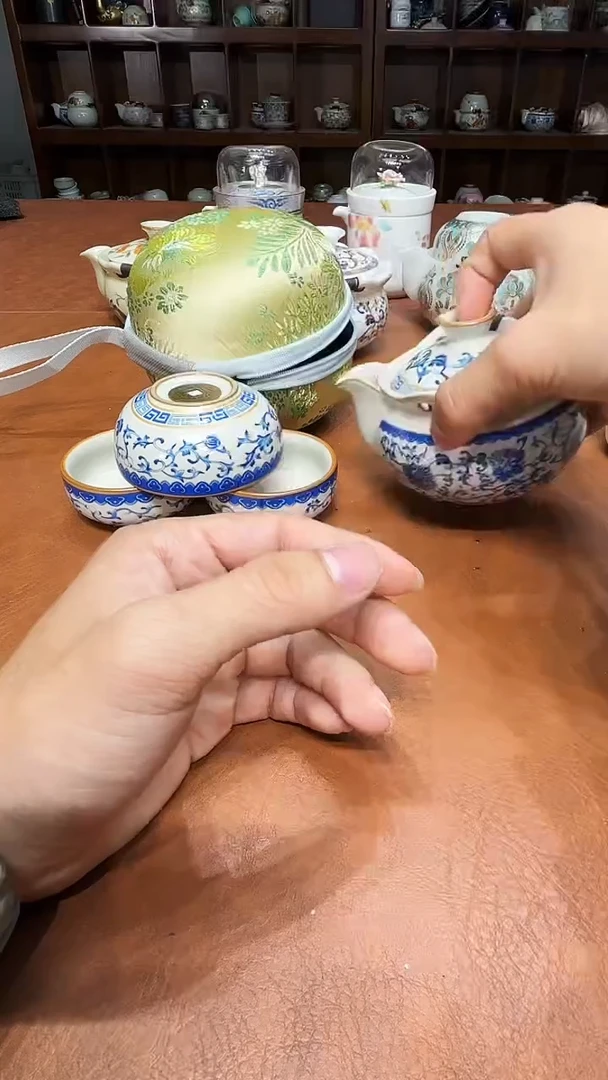 高雅艺术瓷简单清