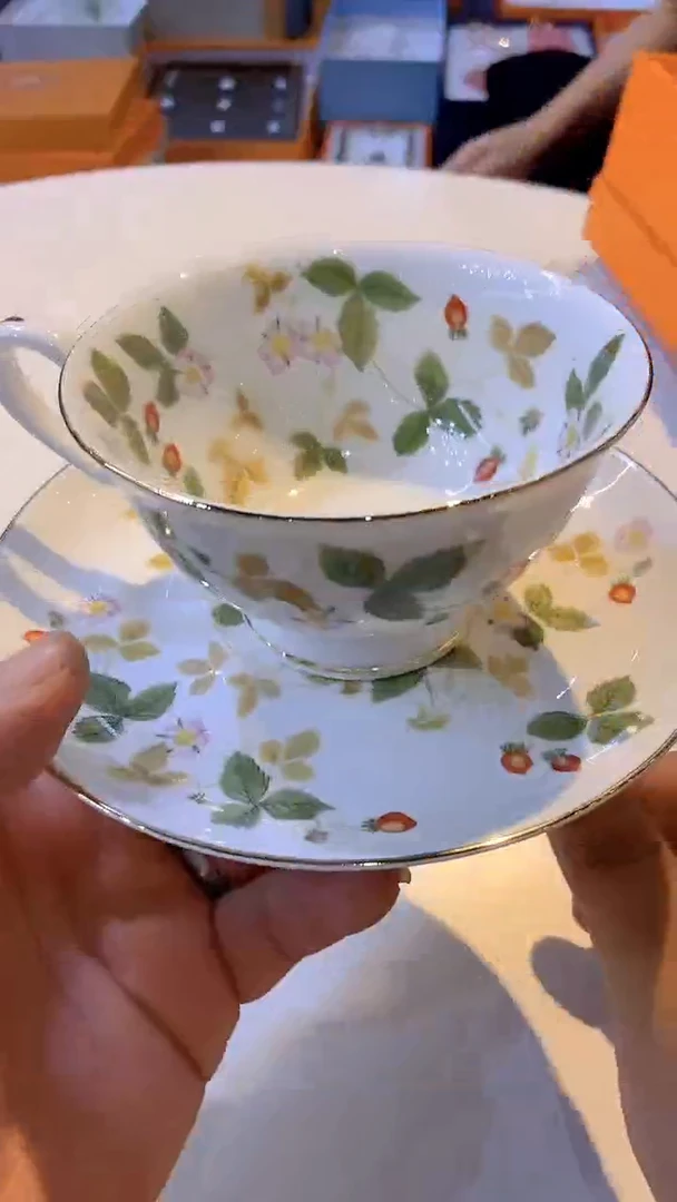 杯鸿辉家品牌瓷器，京东包邮！