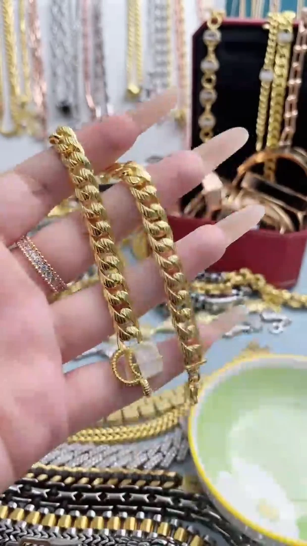 瓷片AAAAAAAAAAAAAAAA