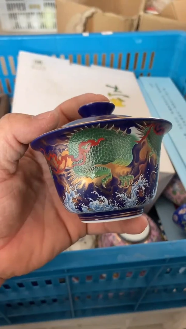 无运费险有瑕疵的摄影的产品有使用过的痕迹有点脏介意勿拍