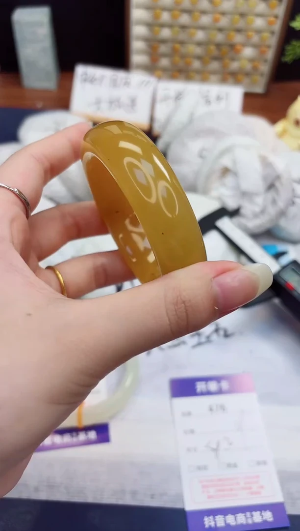 未镶嵌手镯石英质玉476-财气镯-圈口54