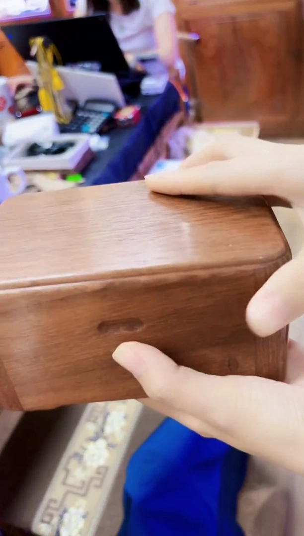 大果紫檀（缅甸花梨）无事牌首饰盒