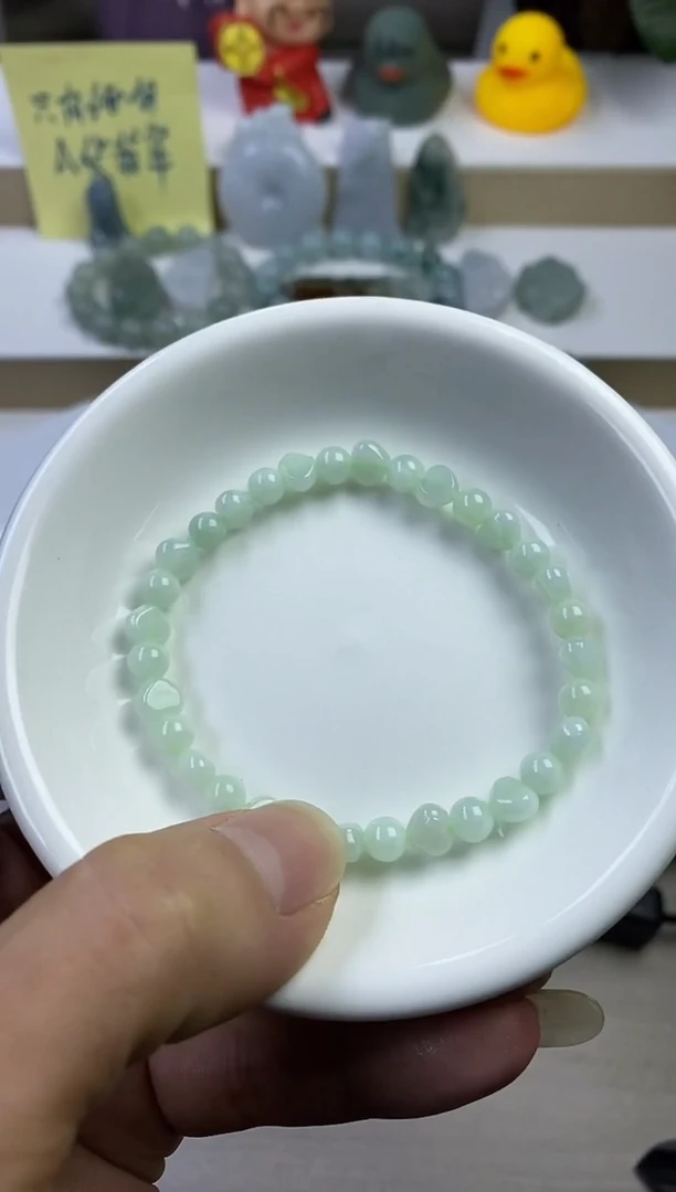 颈饰未镶嵌翡翠雅*天然缅甸翡翠A货9