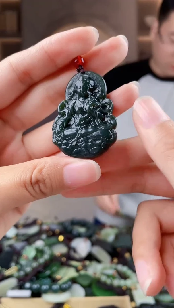 未镶嵌和田玉挂件拍一发一，拍一发一，