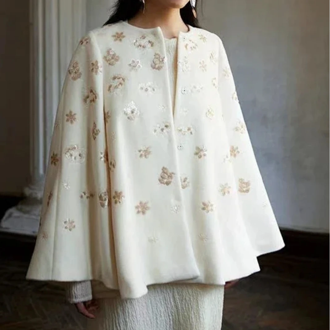 【刘家】斗篷式毛呢外套