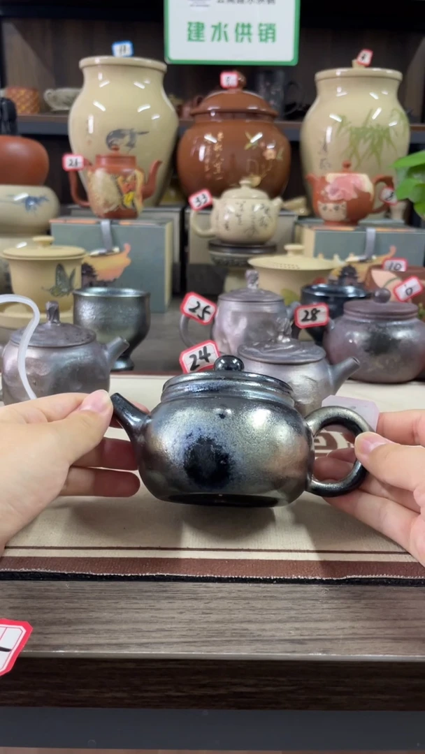 郁***松建水紫陶红泥纯柴烧壶微瑕